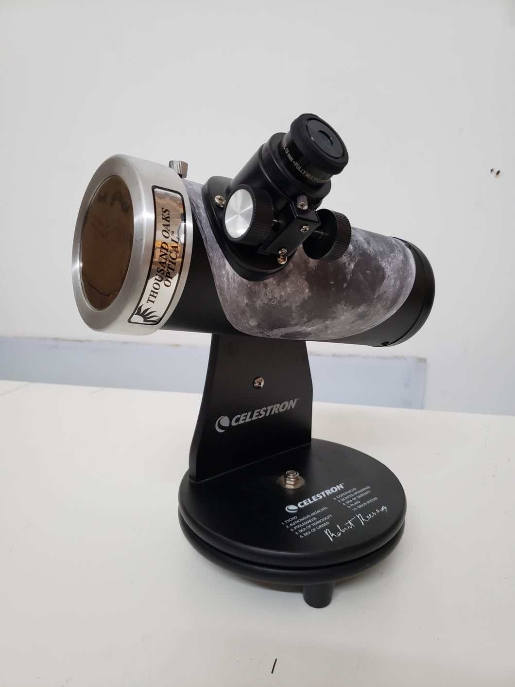 USED Firstscope Signature Series Moon by Robert Reeves (22016) with SolarLite White Light Solar Filter (S-4000)