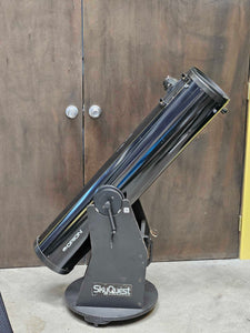 USED - SkyQuest XT8 Classic Dobsonian Telescope (08945) + Eyepieces